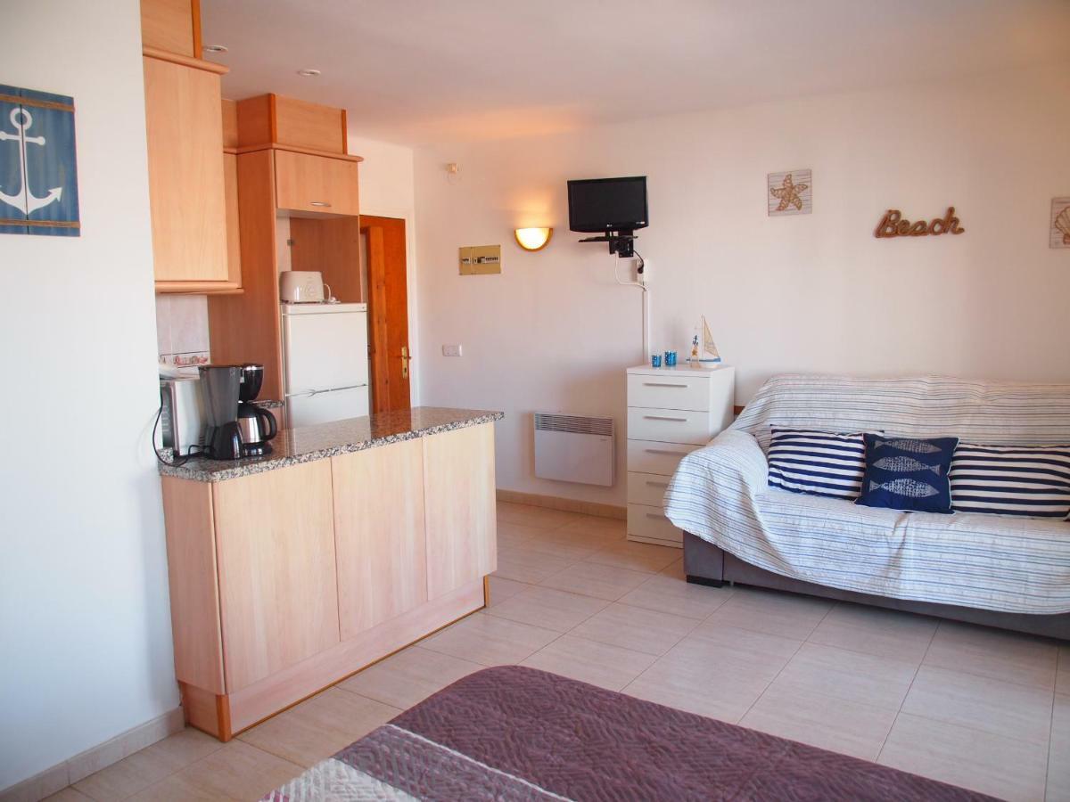 Miramar 32C Roses Exterior foto